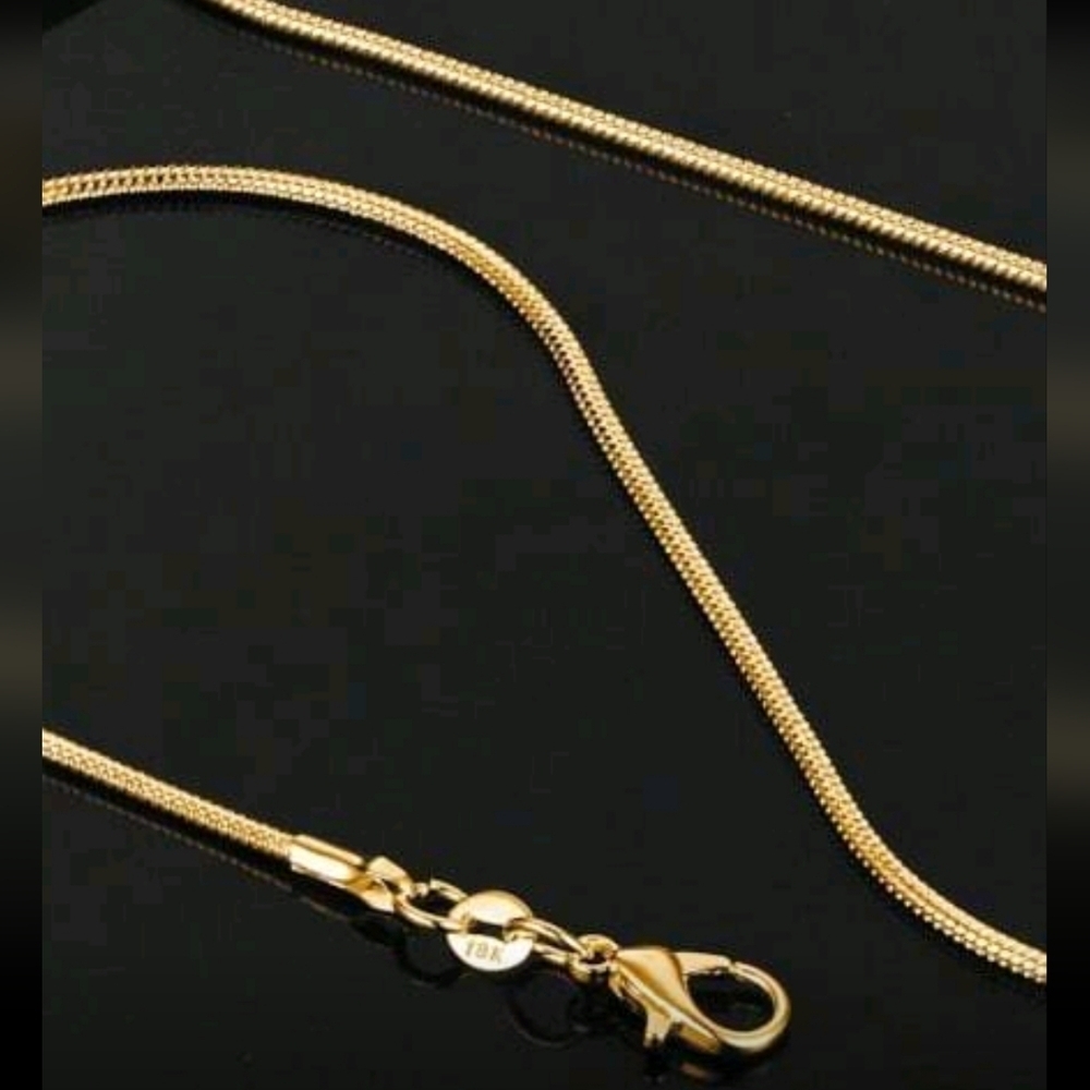 1mm Elegant 18K Gold Plated Necklace for Women 16" - Picture 5 of 9